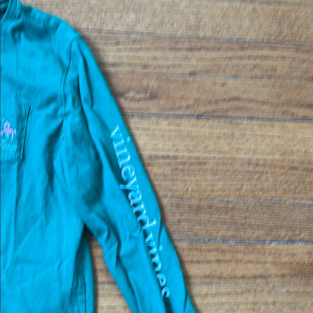 Vineyard‎ Vines Christmas Long Sleeve Tee, Size XS - Picture 4 of 6